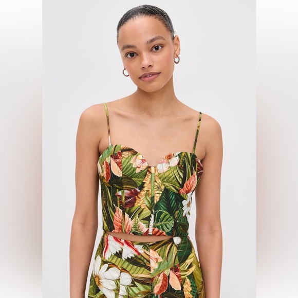 FARM Rio Tops - FARM Rio Botanical Forest Flower Top